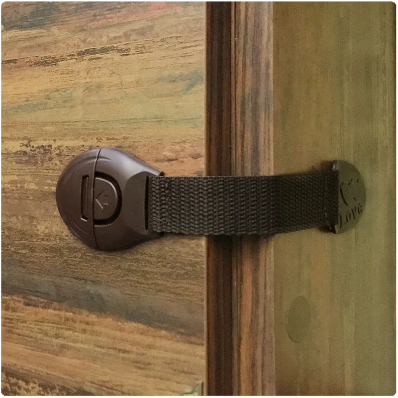 5pcs/lot Brown Cabinet Safety  - Furniture Hardware Tools ulasan dan harga